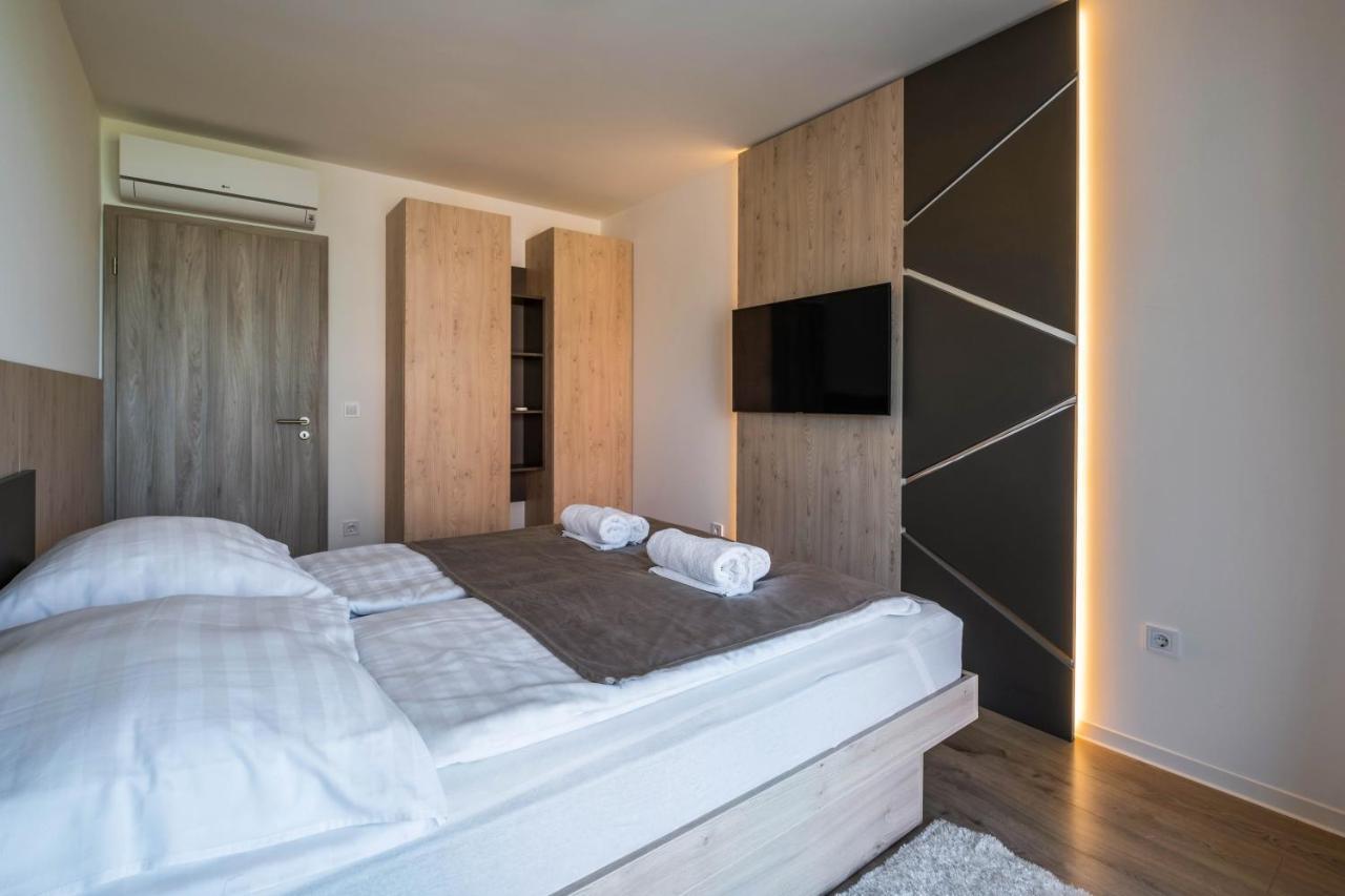 Myflat Coral Beach Apartment Siófok Zewnętrze zdjęcie