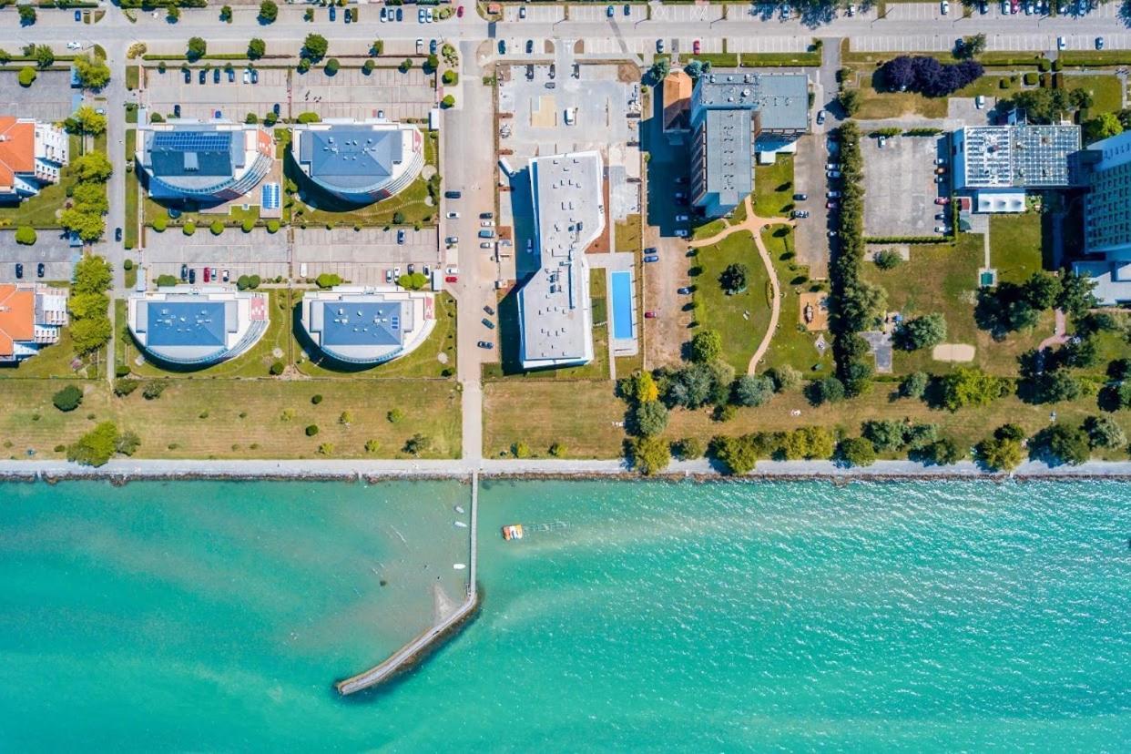 Myflat Coral Beach Apartment Siófok Zewnętrze zdjęcie