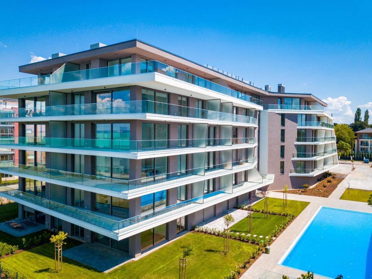Myflat Coral Beach Apartment Siófok Zewnętrze zdjęcie