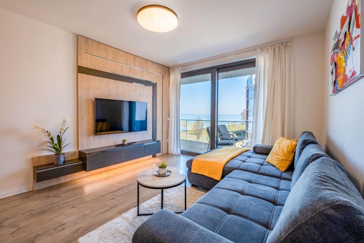 Myflat Coral Beach Apartment Siófok Zewnętrze zdjęcie